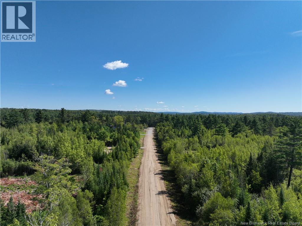 1 Crest Avenue, Heathland, New Brunswick E3L 5C1 - Photo 8 - NB105375