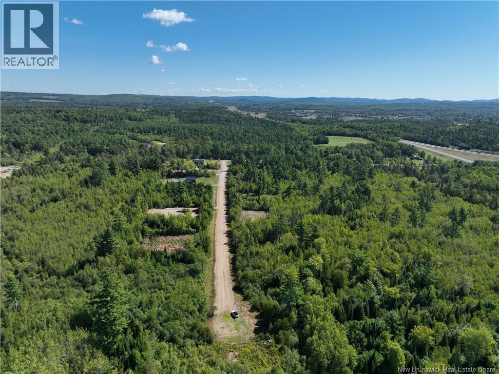 3 Crest Avenue, Heathland, New Brunswick  E3L 5C1 - Photo 9 - NB105373