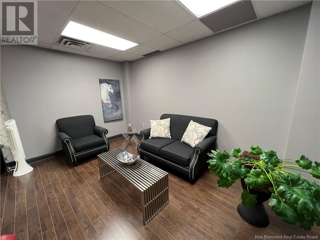 490-494 Queen Street Unit# Suite #400, Fredericton, New Brunswick E3B 1B6 - Photo 6 - NB110285