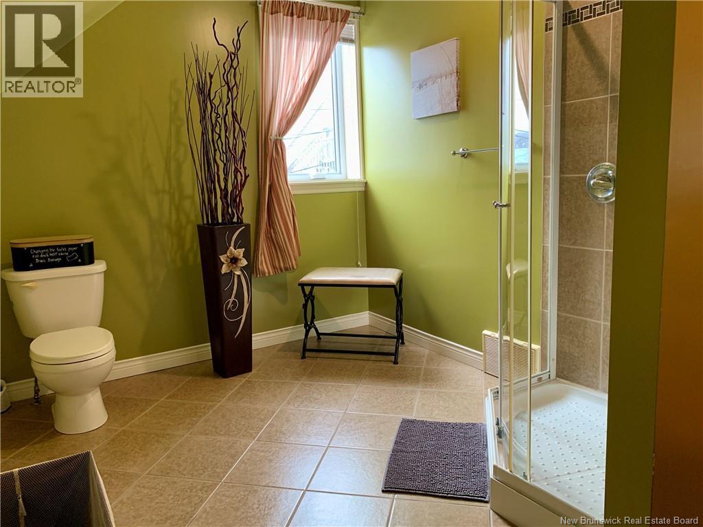7 Ritchie, Campbellton, New Brunswick  E3N 1Z3 - Photo 25 - NB111115