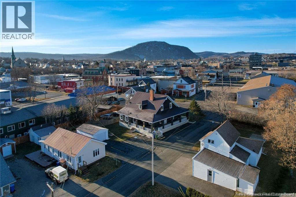 7 Ritchie, Campbellton, New Brunswick E3N 1Z3 - Photo 3 - NB111113