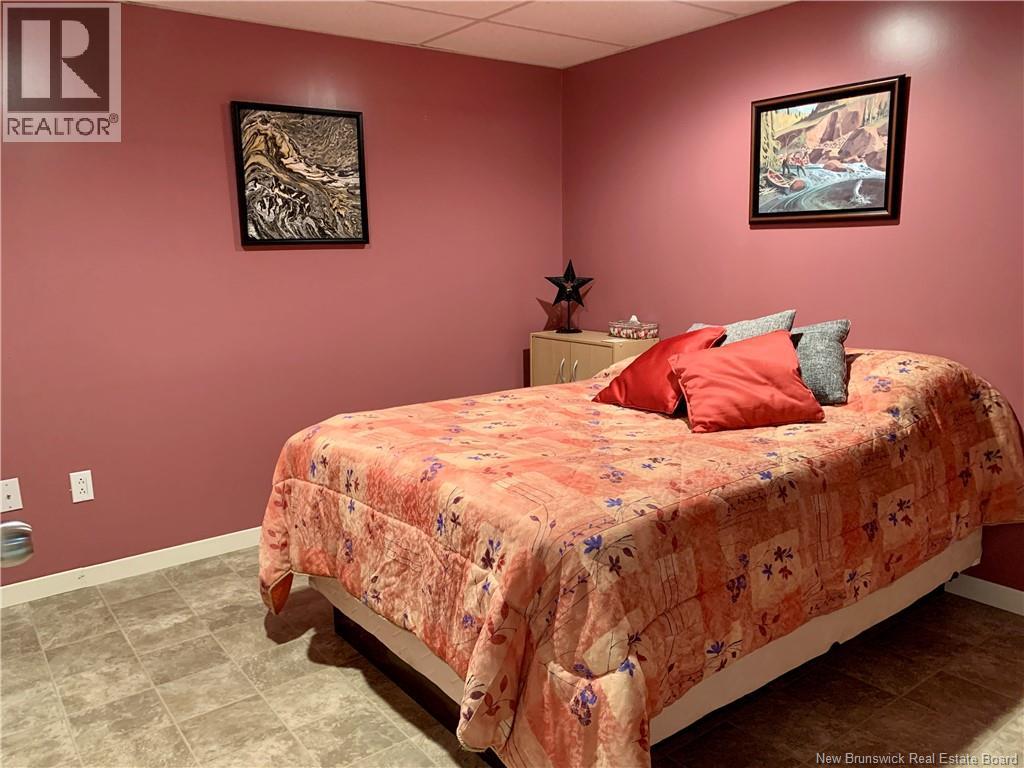 7 Ritchie, Campbellton, New Brunswick E3N 1Z3 - Photo 31 - NB111113