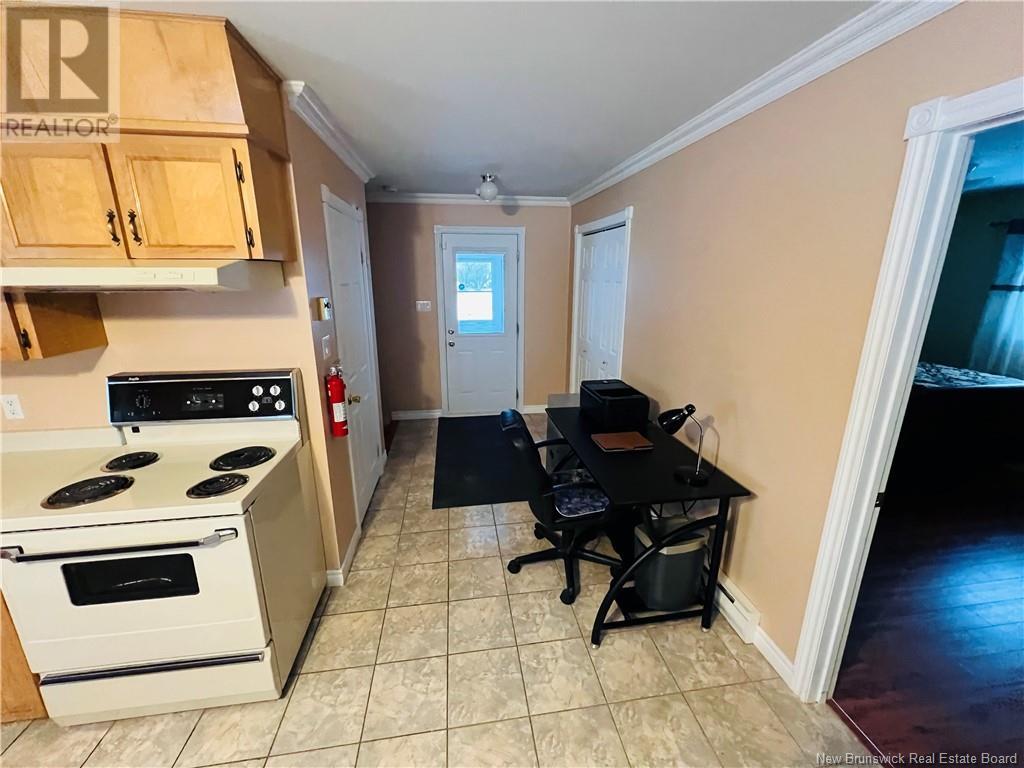 63 Rue Parisé, Caraquet, New Brunswick  E1W 1B6 - Photo 12 - NB111499
