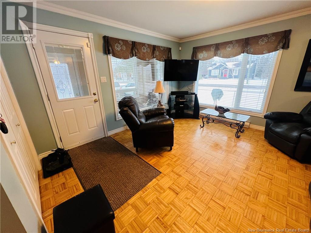 63 Rue Parisé, Caraquet, New Brunswick  E1W 1B6 - Photo 17 - NB111499