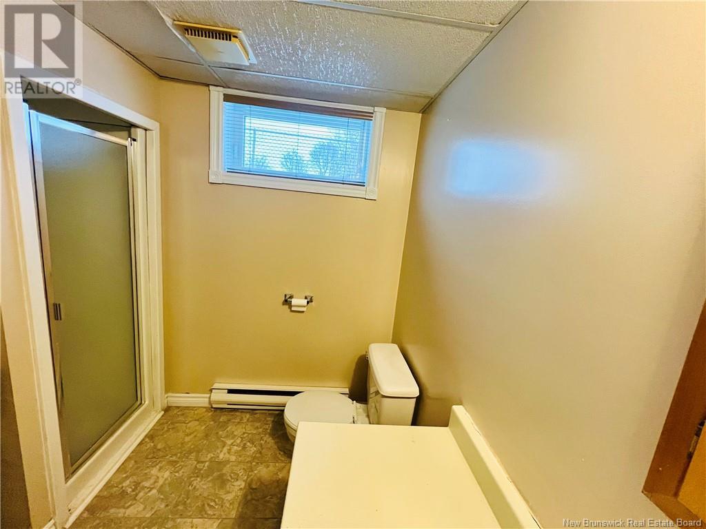 63 Rue Parisé, Caraquet, New Brunswick  E1W 1B6 - Photo 25 - NB111499