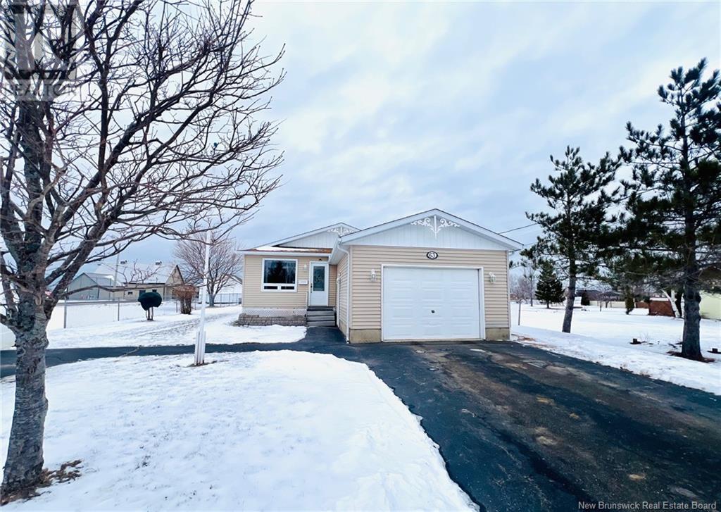 63 Rue Parisé, Caraquet, New Brunswick  E1W 1B6 - Photo 32 - NB111499