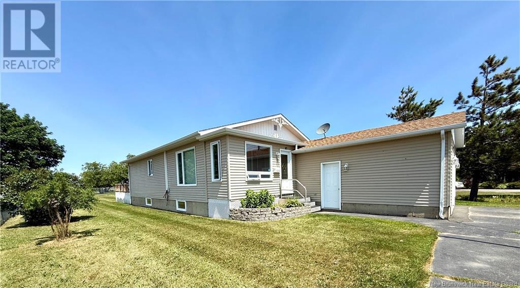 63 Rue Parisé, Caraquet, New Brunswick  E1W 1B6 - Photo 40 - NB111499