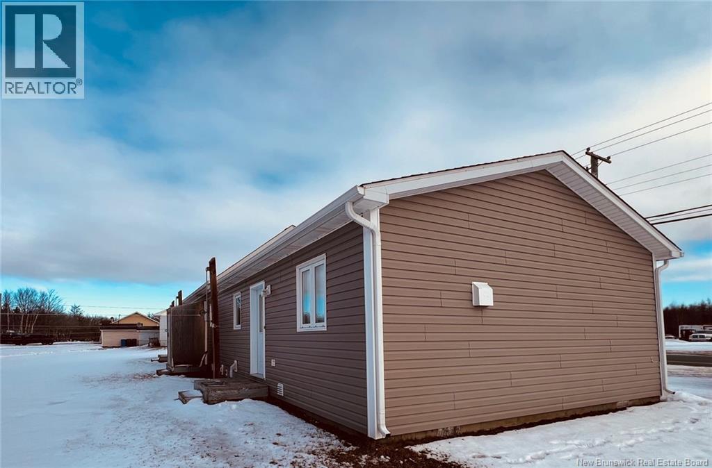 308 Rue Du Pêcheur Nord, Lamèque, New Brunswick E8T 1K3 - Photo 12 - NB111617