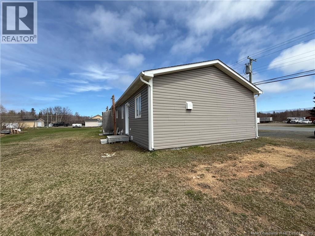 308 Rue Du Pêcheur Nord, Lamèque, New Brunswick E8T 1K3 - Photo 4 - NB111617