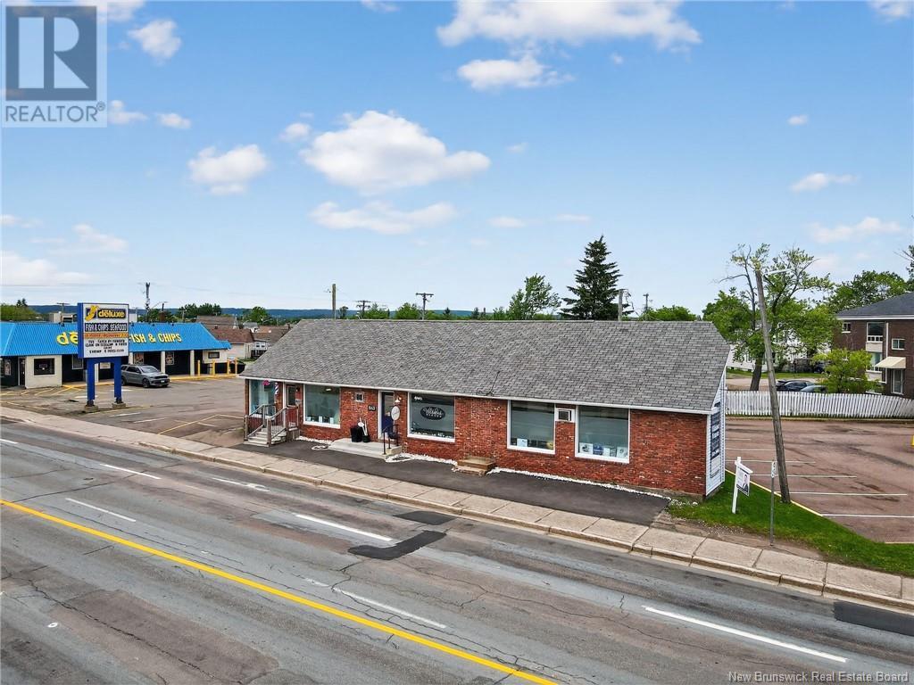 845-847 Mountain Road, Moncton, New Brunswick E1C 2R9 - Photo 1 - NB112080