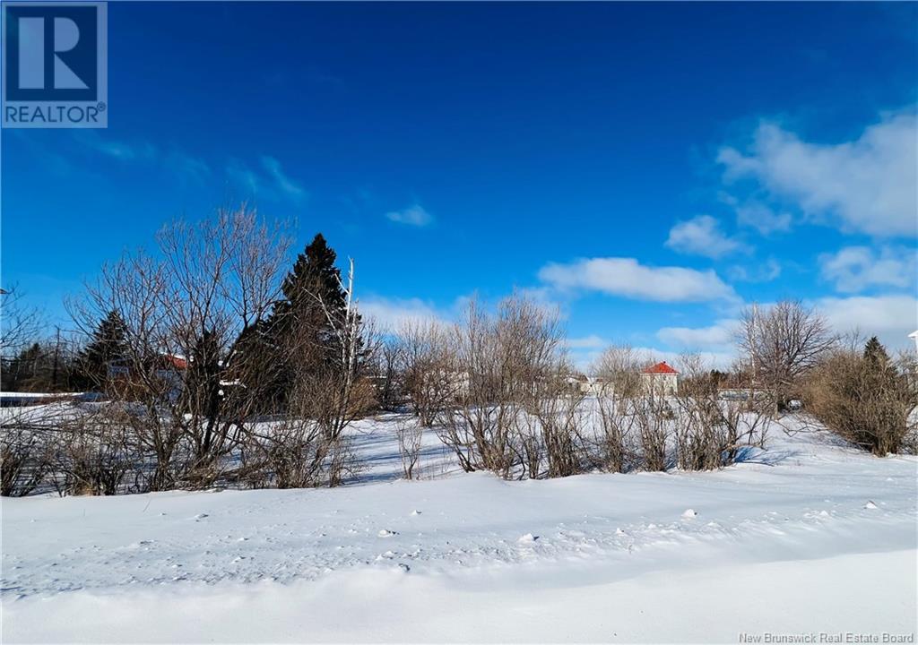 112 Rue Des Champs, Lamèque, New Brunswick E8T 1E7 - Photo 2 - NB112091