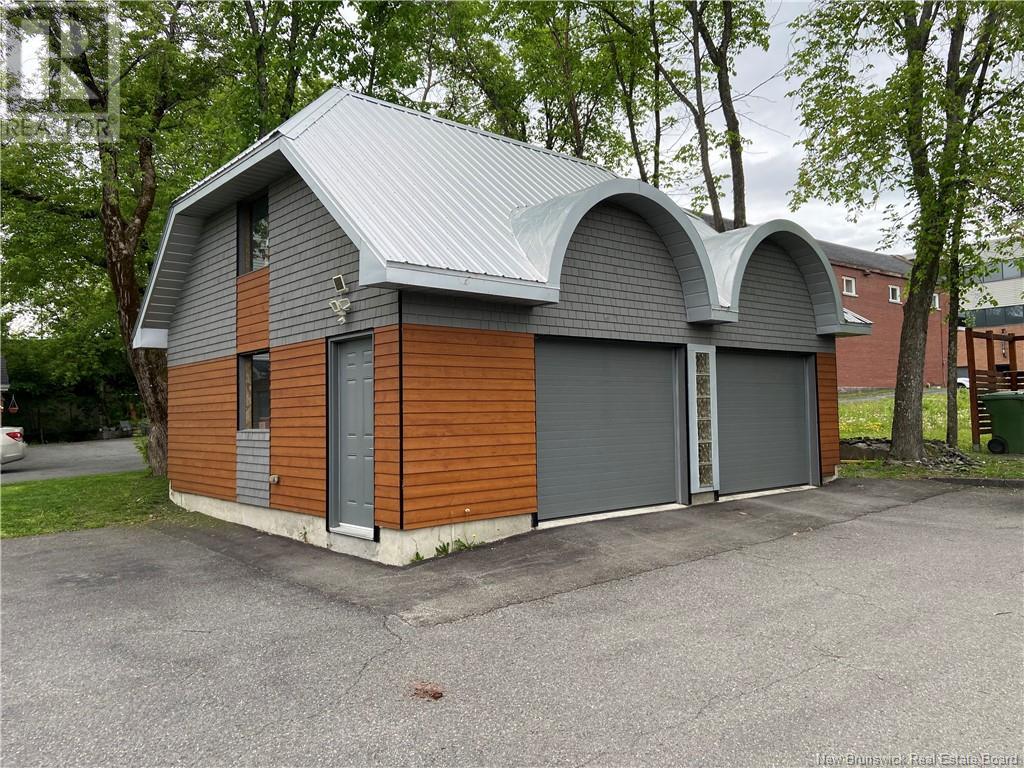 118 De L'Église Street Unit# 5, Edmundston, New Brunswick E3V 1K1 - Photo 25 - NB111754