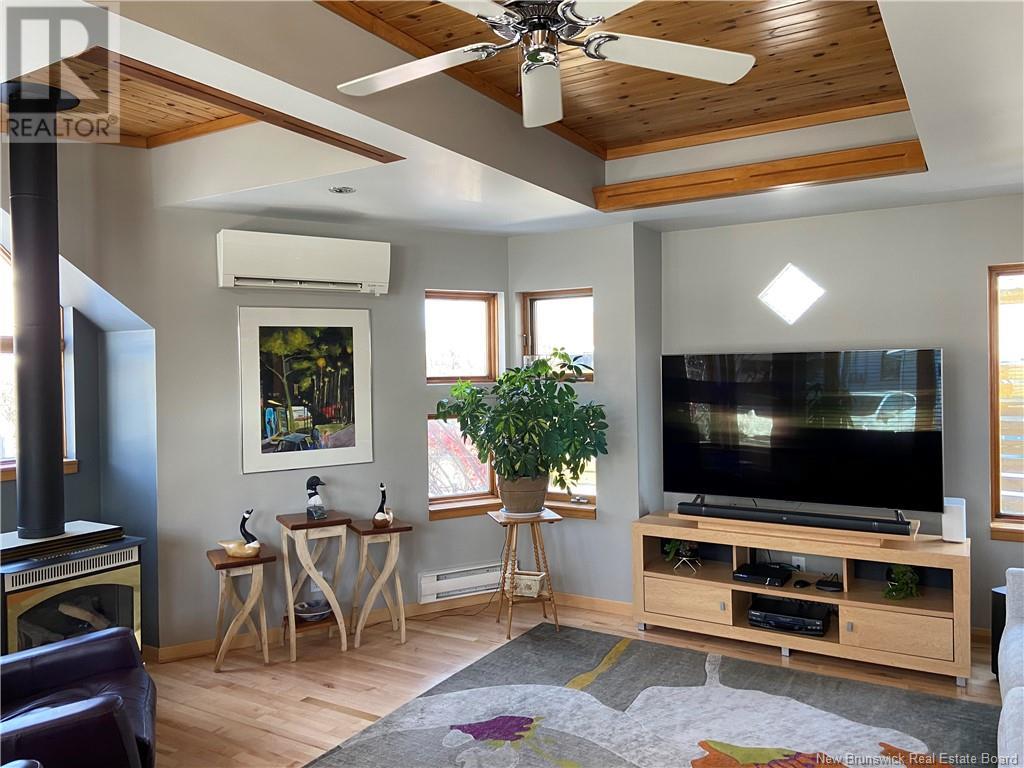 118 De L'Église Street Unit# 5, Edmundston, New Brunswick E3V 1K1 - Photo 5 - NB111754