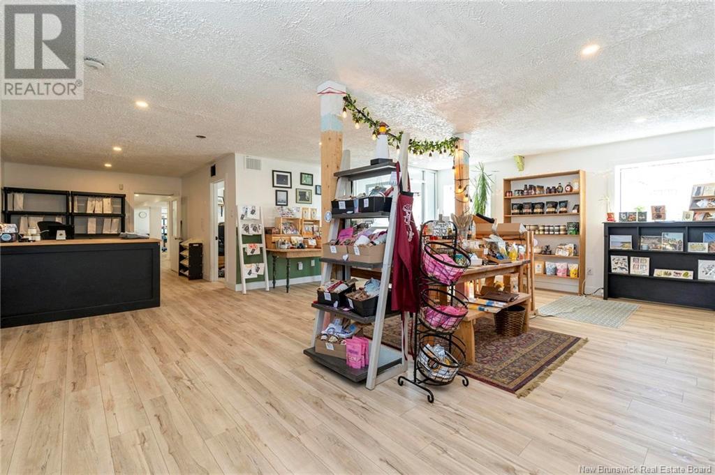 240 Millidge Avenue, Saint John, New Brunswick E2K 2M7 - Photo 9 - NB112280