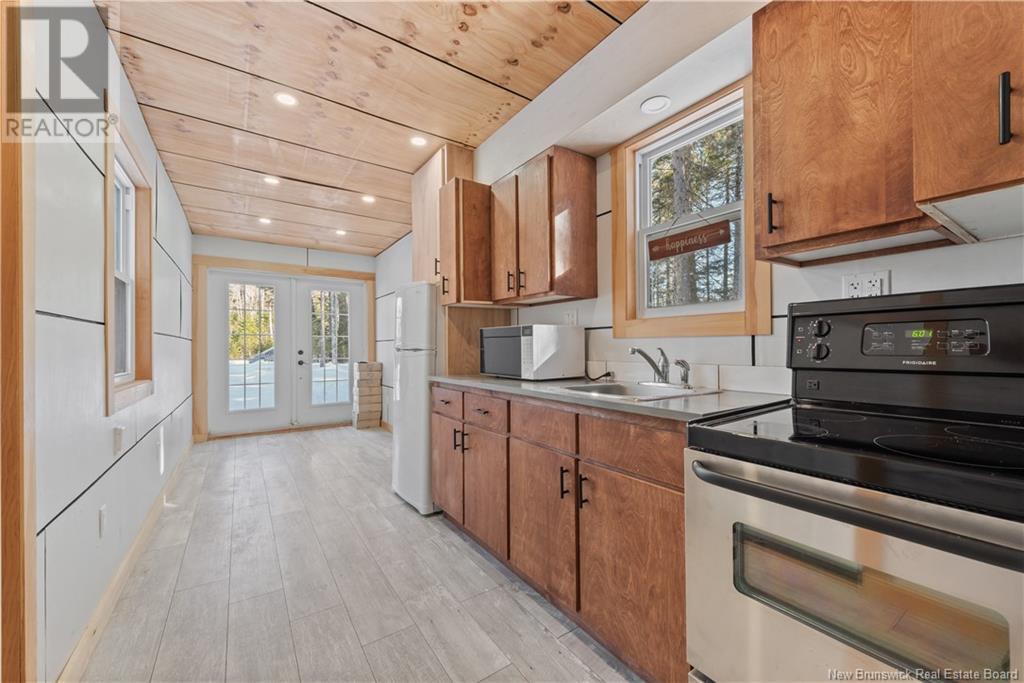 53 Stanley Street, Lower Coverdale, New Brunswick  E1J 1E5 - Photo 2 - NB112859