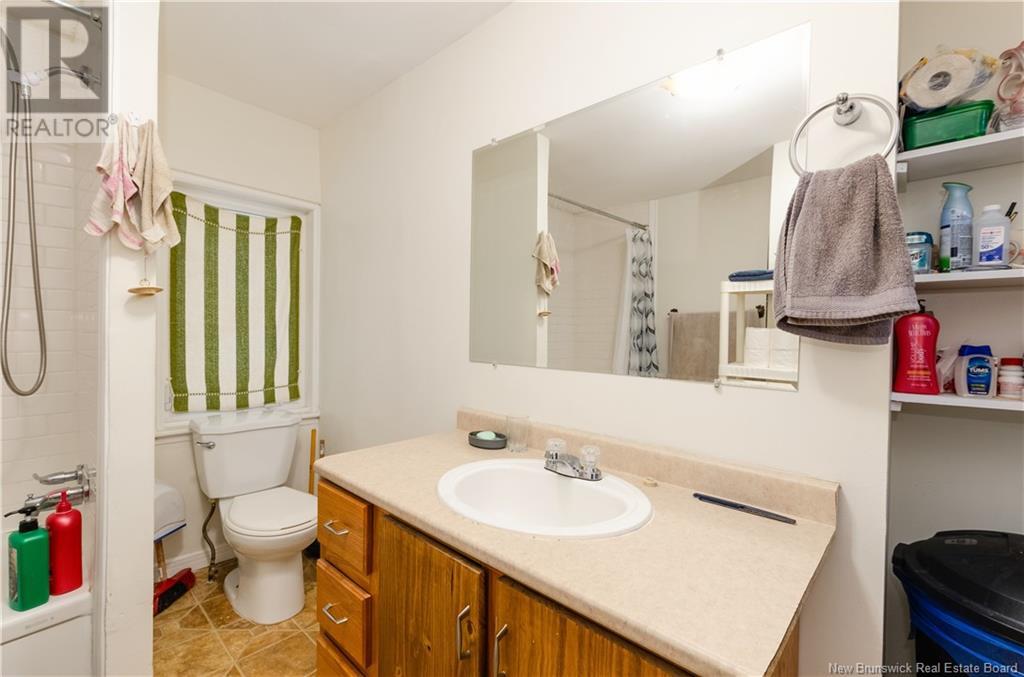 172-176 Wesley Street, Moncton, New Brunswick E1C 4W1 - Photo 4 - NB113156