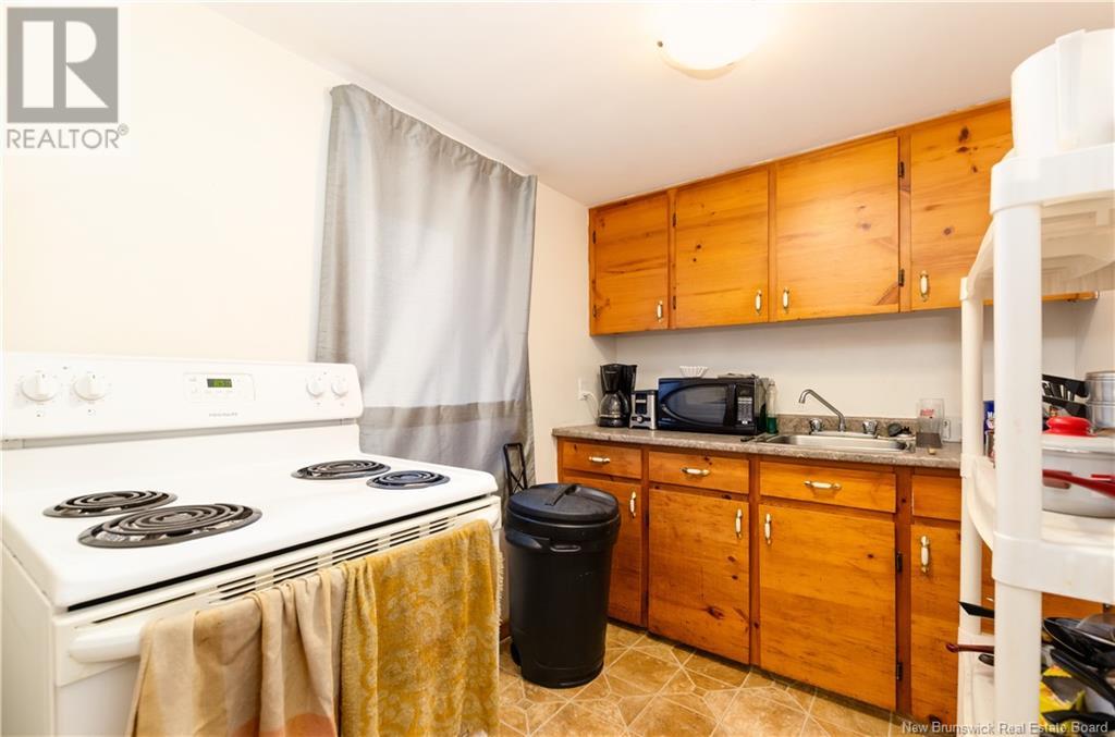 172-176 Wesley Street, Moncton, New Brunswick E1C 4W1 - Photo 7 - NB113156