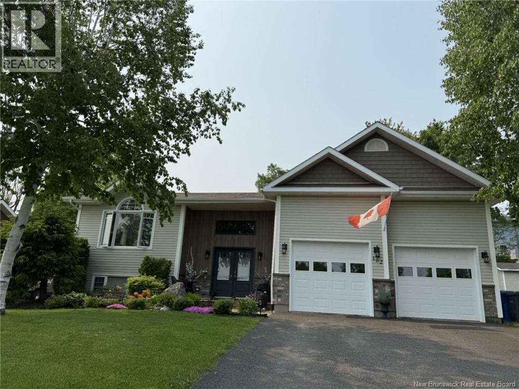 102 Rue Belair, Grand-Sault/grand Falls, New Brunswick E3Y 1A8 - Photo 1 - NB113895