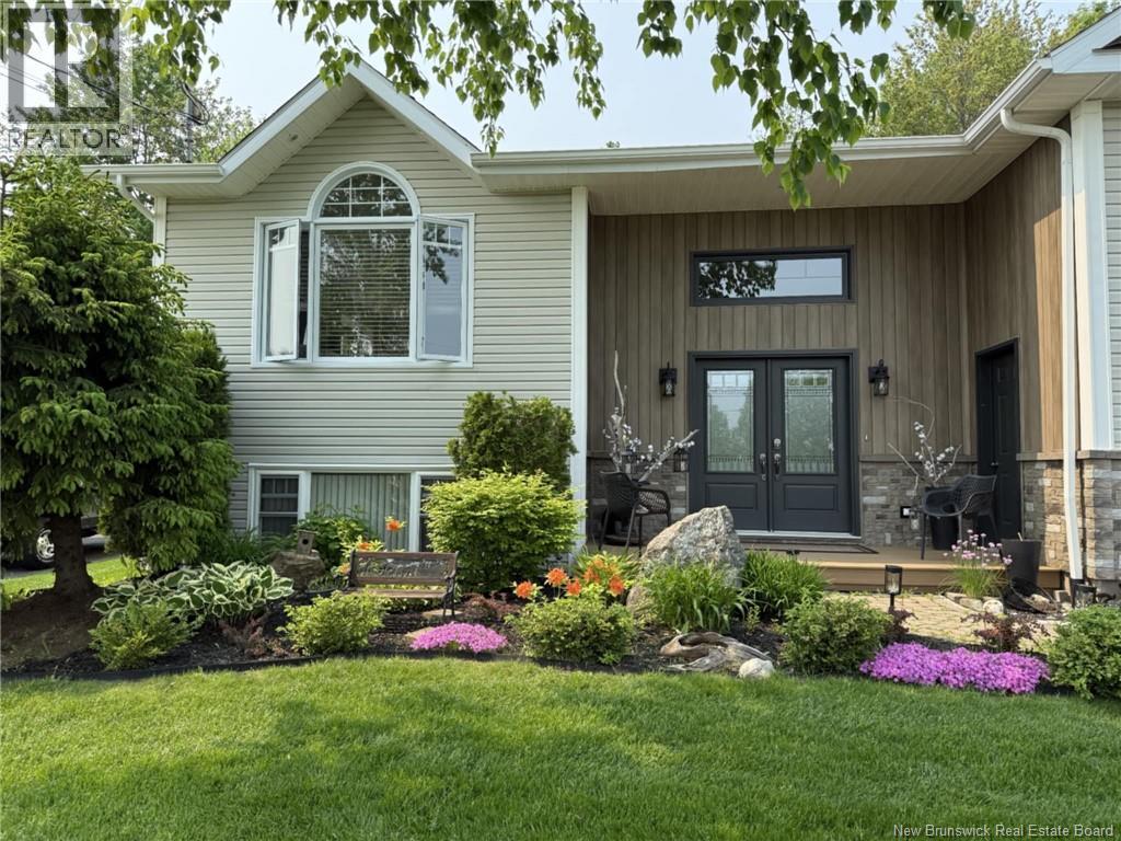 102 Rue Belair, Grand-Sault/grand Falls, New Brunswick E3Y 1A8 - Photo 2 - NB113895