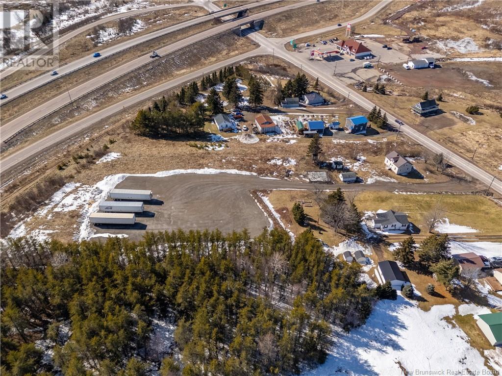 1656 Shediac Road, Moncton, New Brunswick  E1A 7B4 - Photo 11 - NB113552