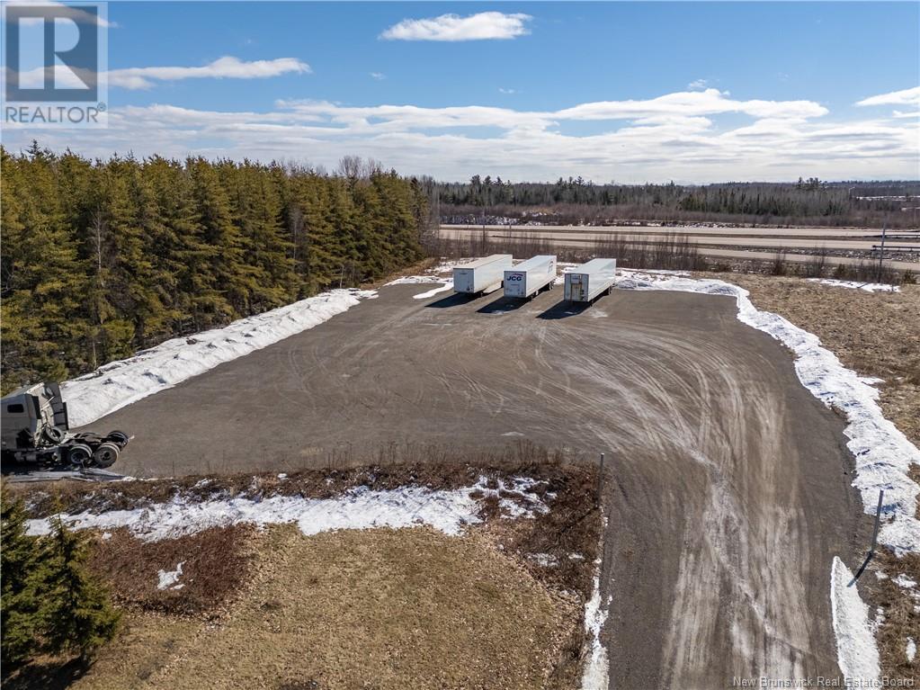 1656 Shediac Road, Moncton, New Brunswick  E1A 7B4 - Photo 15 - NB113552