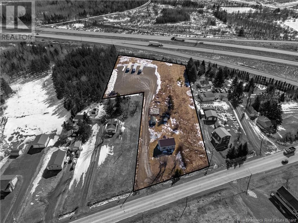 1656 Shediac Road, Moncton, New Brunswick  E1A 7B4 - Photo 5 - NB113552