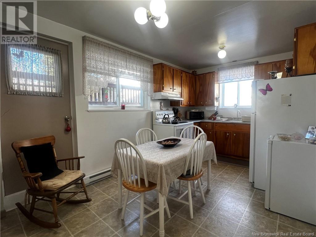 694 Appleby Street, Bathurst, New Brunswick E2A 3L4 - Photo 16 - NB113967