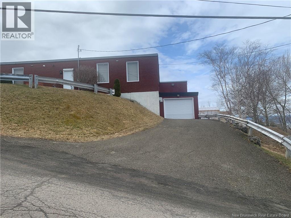 421 Victoria, Dalhousie, New Brunswick  E8C 2V2 - Photo 7 - NB112764