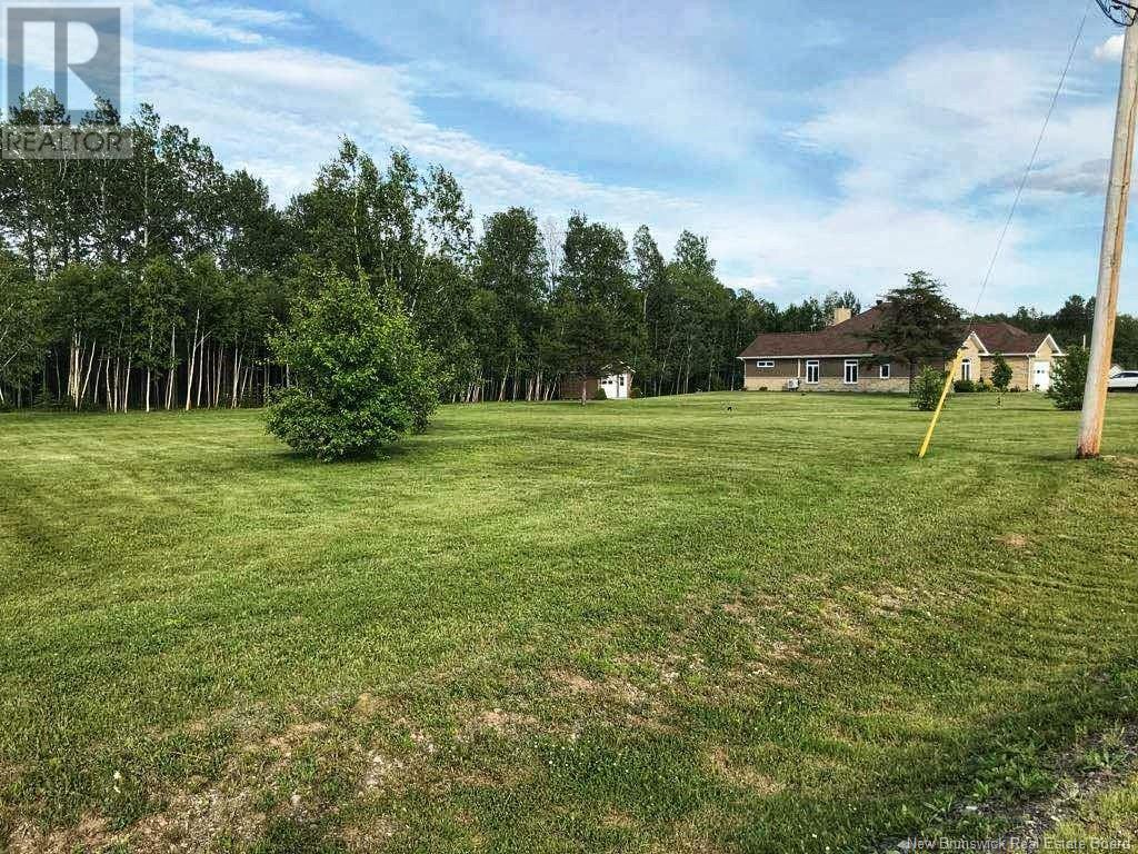 1518 Chemin Ste Louise, Beresford, New Brunswick  E8K 2Y6 - Photo 12 - NB114147