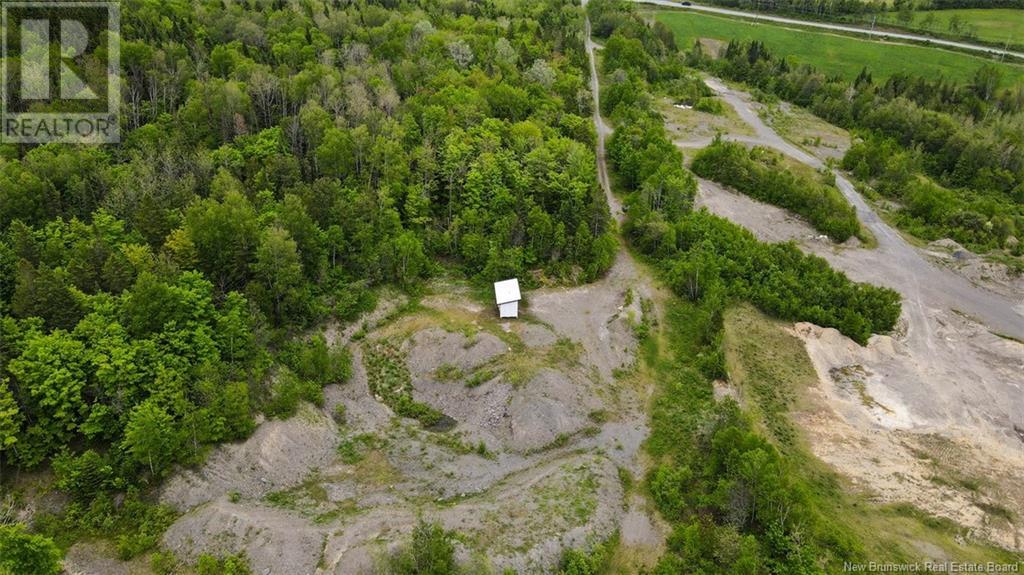 166 Levasseur Road, Saint-Joseph-De-Madawaska, New Brunswick  E7B 2N4 - Photo 10 - NB114384
