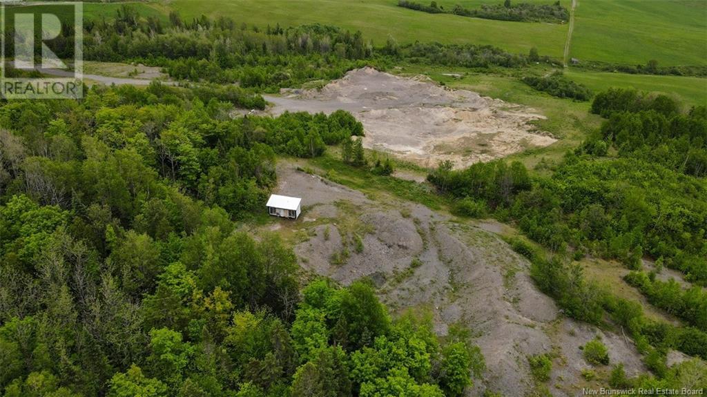 166 Levasseur Road, Saint-Joseph-De-Madawaska, New Brunswick  E7B 2N4 - Photo 8 - NB114384