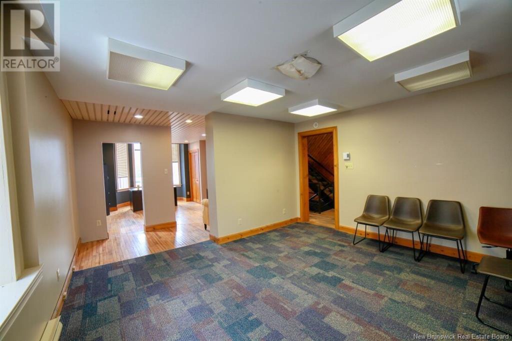 281 St George, Bathurst, New Brunswick E2A 1B8 - Photo 15 - NB114475