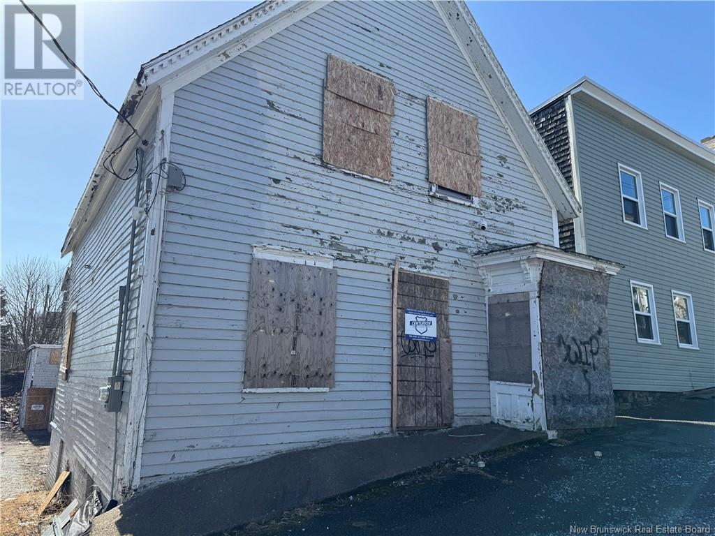 140 Elliott Row, Saint John, New Brunswick  E2L 1C9 - Photo 1 - NB114936