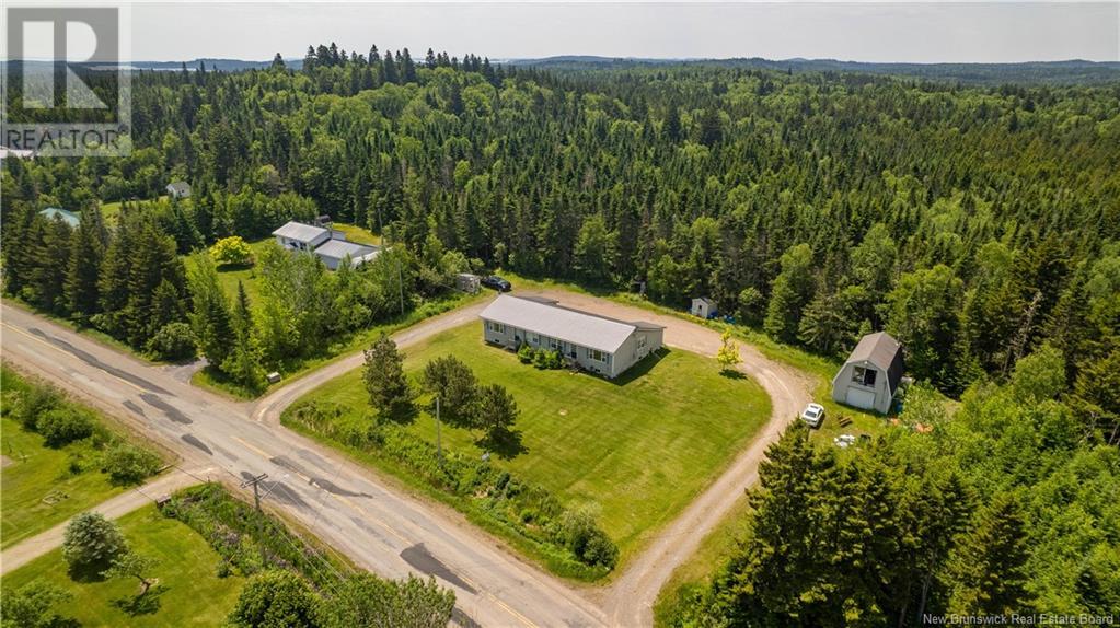 45 Fundy Bay Drive, St George, New Brunswick  E5C 3E3 - Photo 3 - NB115092