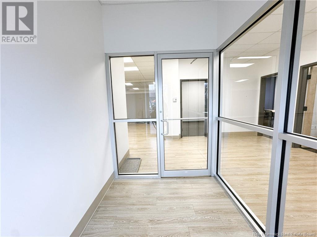 463 Champlain Street Unit# 2, Dieppe, New Brunswick E1A 1P2 - Photo 4 - NB115179