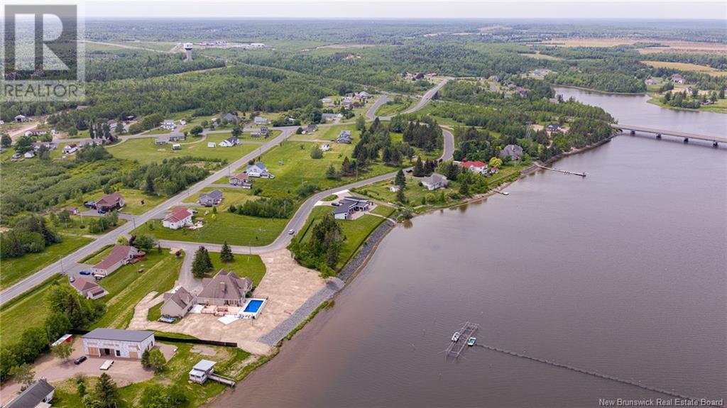 611 Zoel Mallais Street, Tracadie, New Brunswick  E1X 1A5 - Photo 11 - NB115142