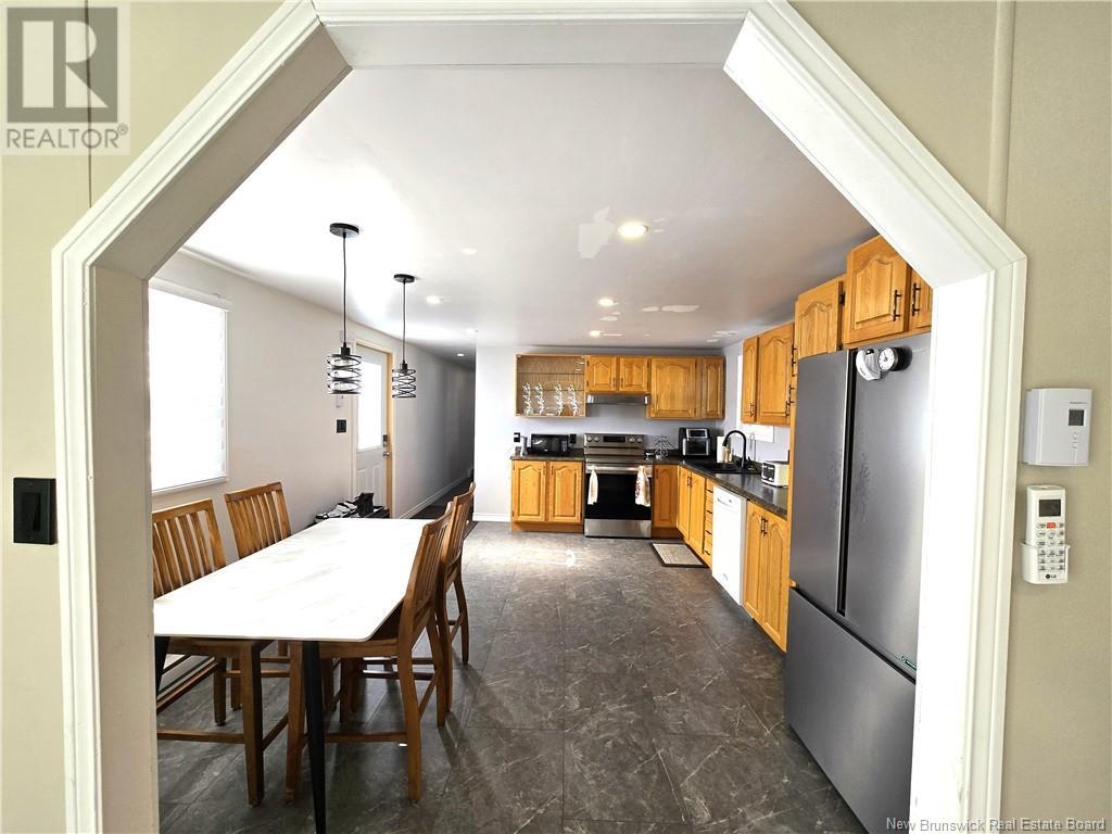 28 Parc P'tiso Street, Edmundston, New Brunswick  E3V 3X7 - Photo 8 - NB116310