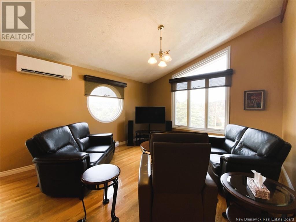 66 Bossé Avenue, Edmundston, New Brunswick  E3V 4A2 - Photo 5 - NB116504