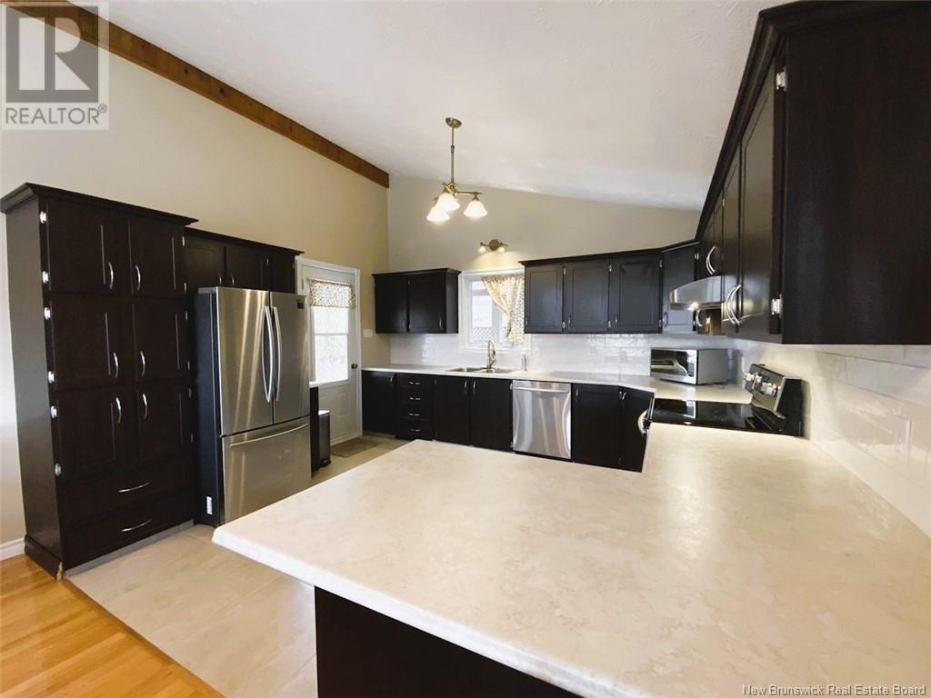 66 Bossé Avenue, Edmundston, New Brunswick  E3V 4A2 - Photo 7 - NB116504