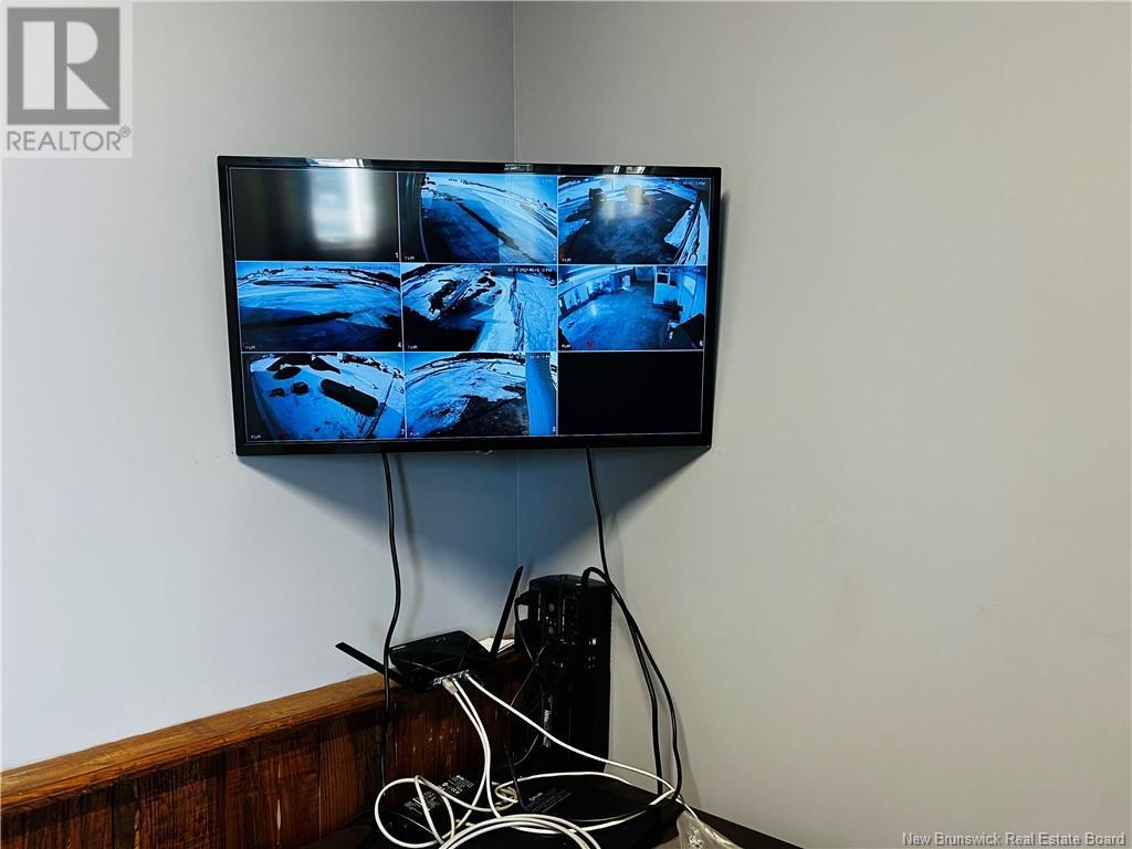 2020 Industrial, Bathurst, New Brunswick E2A 4W7 - Photo 13 - NB116710