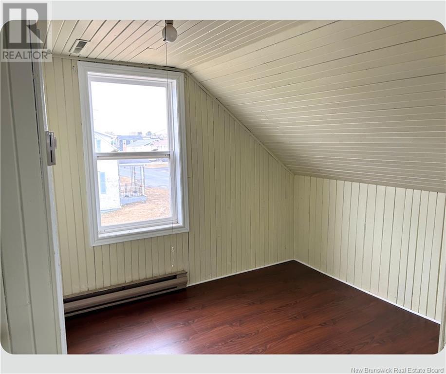374 Georges Est, Tracadie, New Brunswick  E1X 1B3 - Photo 12 - NB117040