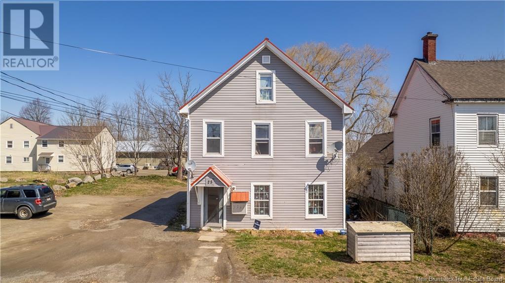 25 Pleasant Street, Milltown, New Brunswick