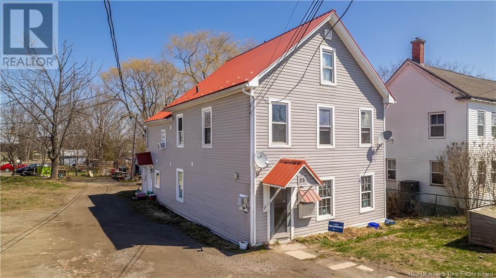 25 Pleasant Street, Milltown, New Brunswick E3L 1A3 - Photo 3 - NB117112