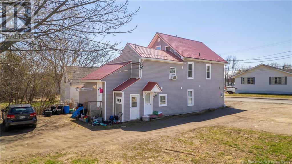 25 Pleasant Street, Milltown, New Brunswick E3L 1A3 - Photo 8 - NB117112