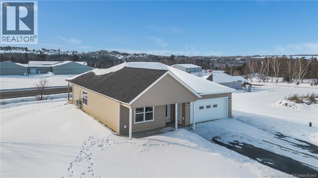 4 Norkotah Crescent, Florenceville-Bristol, New Brunswick E7L 0A4 - Photo 2 - NB117342