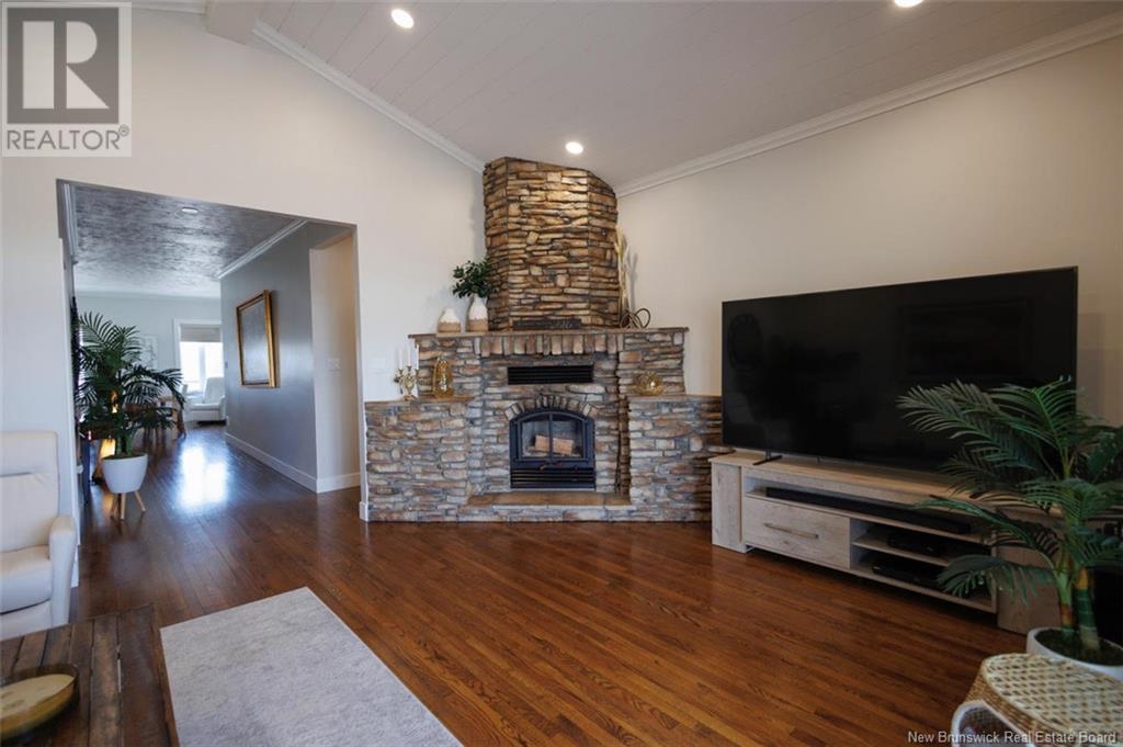 85 Broadway, Grand Falls, New Brunswick  E3Z 2J6 - Photo 12 - NB117946