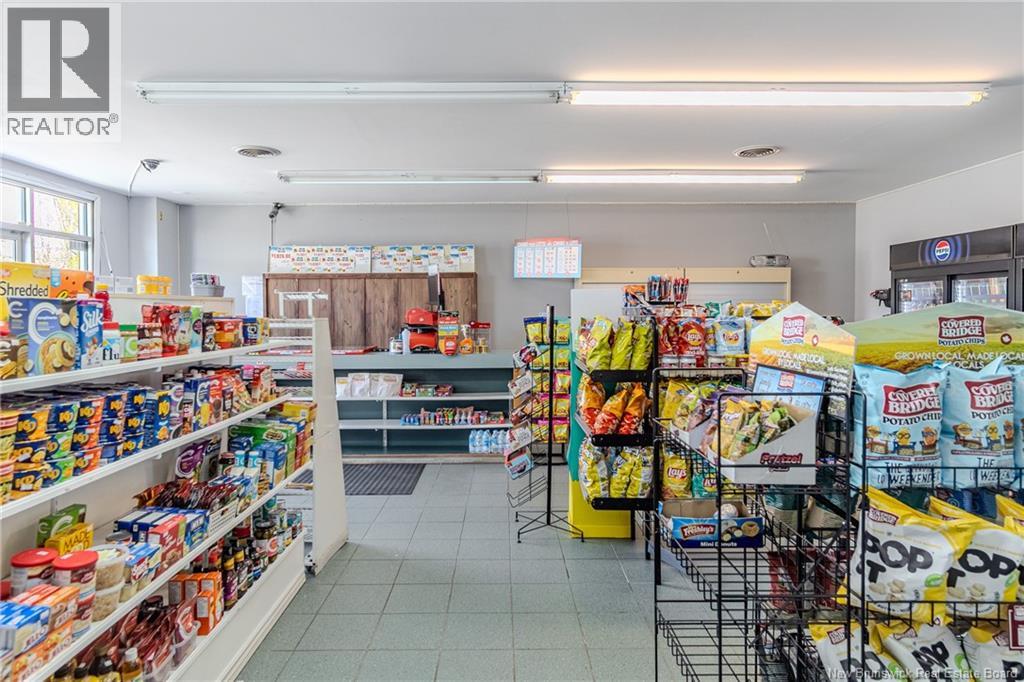 1506 Loch Lomond Road, Saint John, New Brunswick E2J 1Z7 - Photo 15 - NB117987