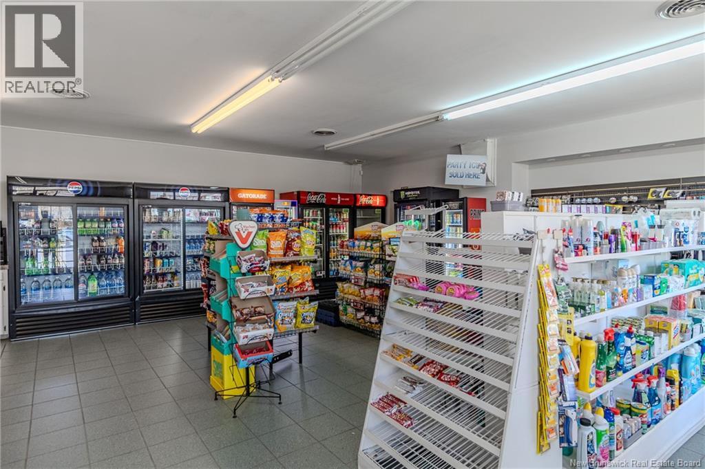 1506 Loch Lomond Road, Saint John, New Brunswick E2J 1Z7 - Photo 17 - NB117987