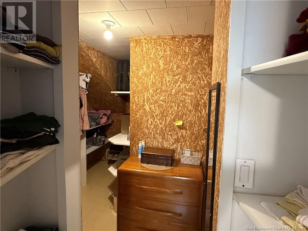 254 Basin Street, Grand-Sault/grand Falls, New Brunswick  E3Z 2J3 - Photo 29 - NB118232