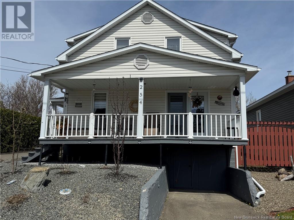 254 Basin Street, Grand-Sault/grand Falls, New Brunswick  E3Z 2J3 - Photo 3 - NB118232